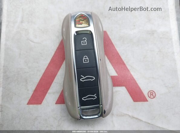 WP0BC2Y12PSA68066 2023 PORSCHE TAYCAN CROSS TURISMO Tan წინა პანელის ხედი