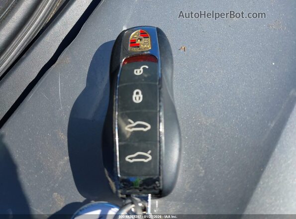 WP0CB2A85JS228301 2018 PORSCHE 718 BOXSTER Silver Dashboard view
