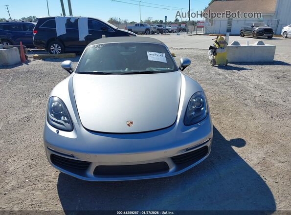 WP0CB2A85JS228301 2018 PORSCHE 718 BOXSTER Silver Instrument cluster view