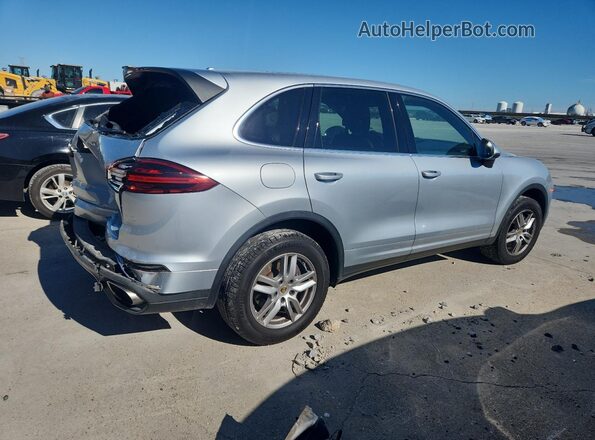 WP1AA2A20JKA01201 2018 PORSCHE CAYENNE Серебряный Задняя правая четверть