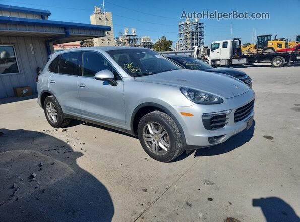 WP1AA2A20JKA01201 2018 PORSCHE CAYENNE Серебряный Передняя правая четверть
