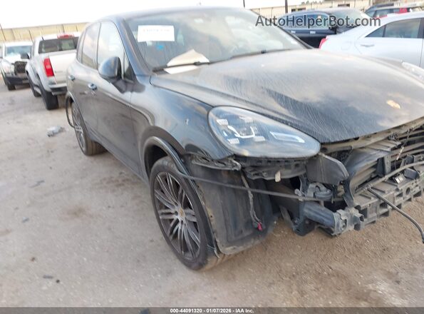 WP1AA2A21JKA05273 2018 PORSCHE CAYENNE Черный Передняя правая четверть