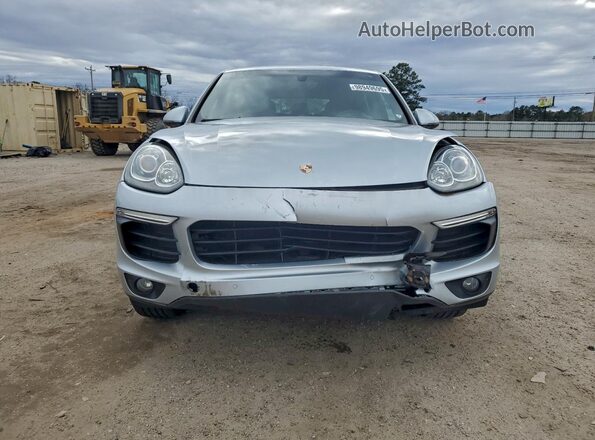 WP1AA2A23JKA05680 2018 PORSCHE CAYENNE Silver Front view