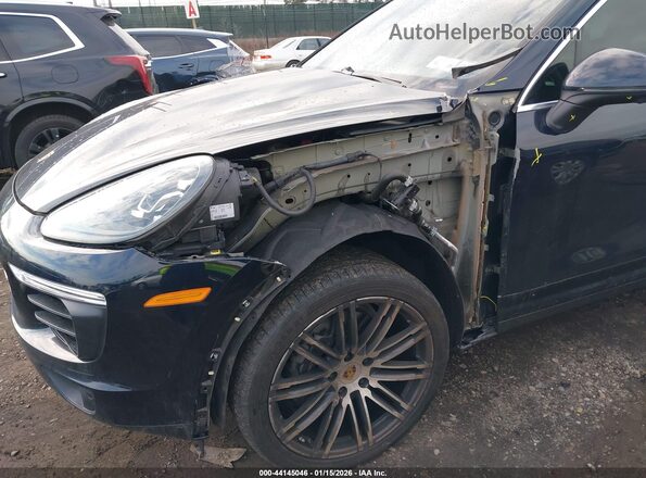 WP1AA2A27JKA01129 2018 PORSCHE CAYENNE Черный Вид спереди