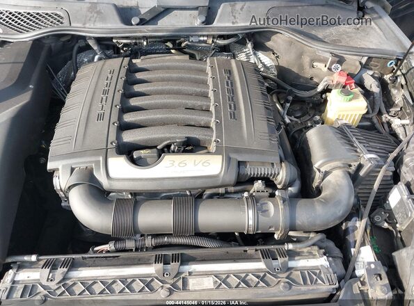 WP1AA2A27JKA01129 2018 PORSCHE CAYENNE Черный Вид сзади