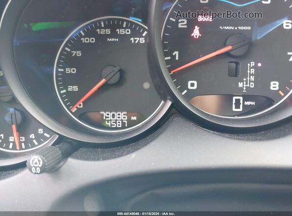 WP1AA2A27JKA01129 2018 PORSCHE CAYENNE Черный 