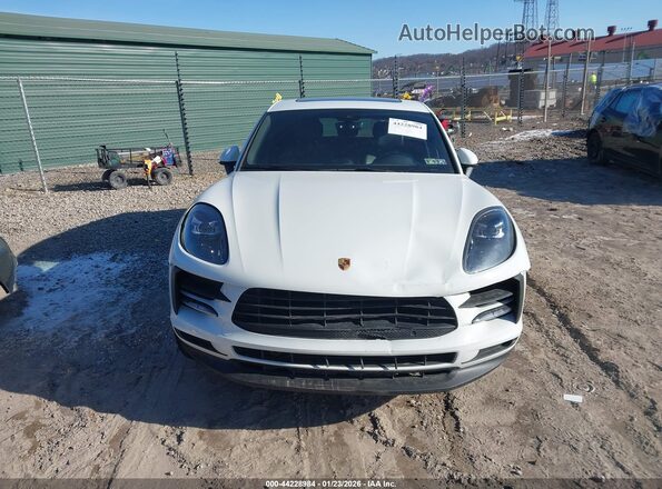 WP1AA2A53KLB01153 2019 PORSCHE MACAN Белый Вид задней части салона