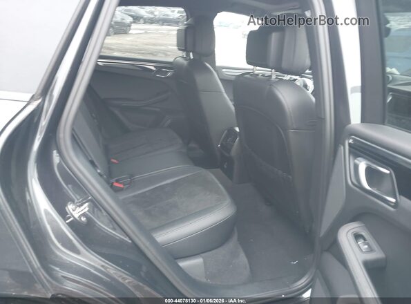 WP1AA2A56MLB08584 2021 PORSCHE MACAN Black Вид наклейки з VIN-кодом