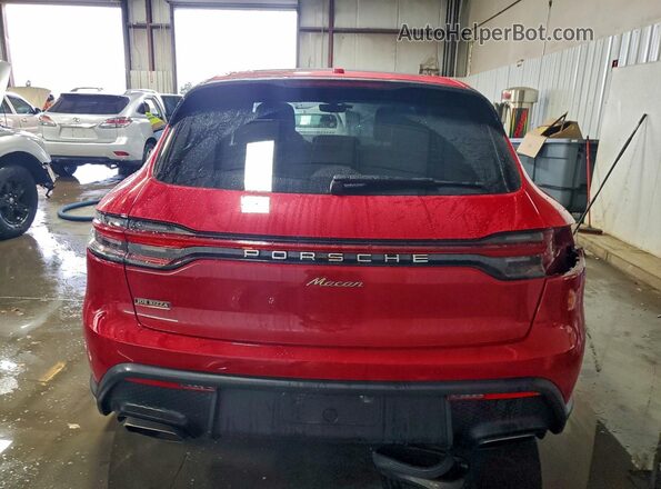 WP1AA2A59PLB04193 2023 PORSCHE MACAN Красный Вид сзади