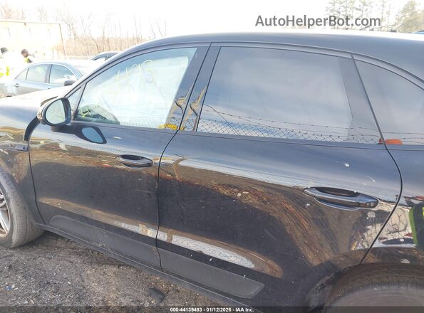 WP1AA2A5XMLB08135 2021 PORSCHE MACAN Black 360 interior view