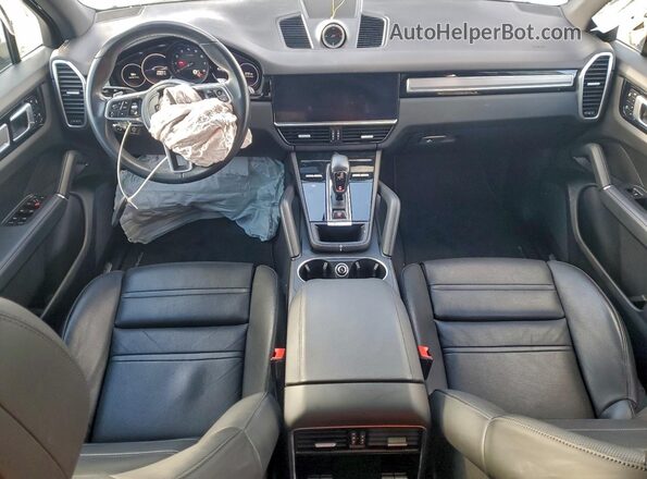 WP1AA2AY0NDA07014 2022 PORSCHE CAYENNE Белый Вид панели приборов