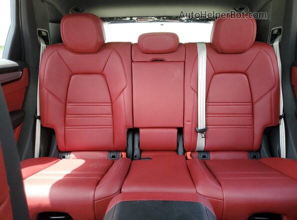 WP1AA2AY0PDA10286 2023 PORSCHE CAYENNE Black Widok tylnych siedzeń