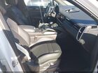 2021 Porsche Cayenne   White vin: WP1AA2AY1MDA00684