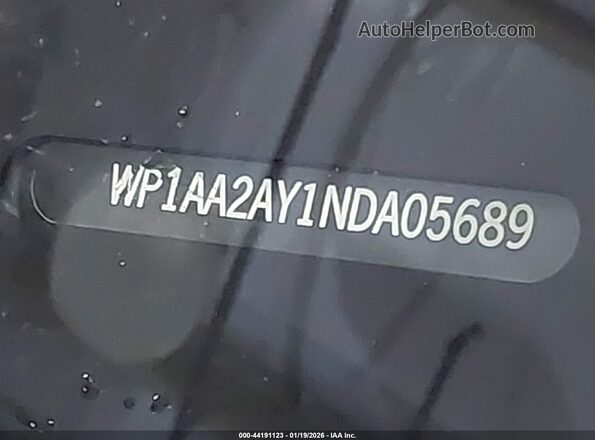 WP1AA2AY1NDA05689 2022 PORSCHE CAYENNE Серый Вид подкапотного пространства