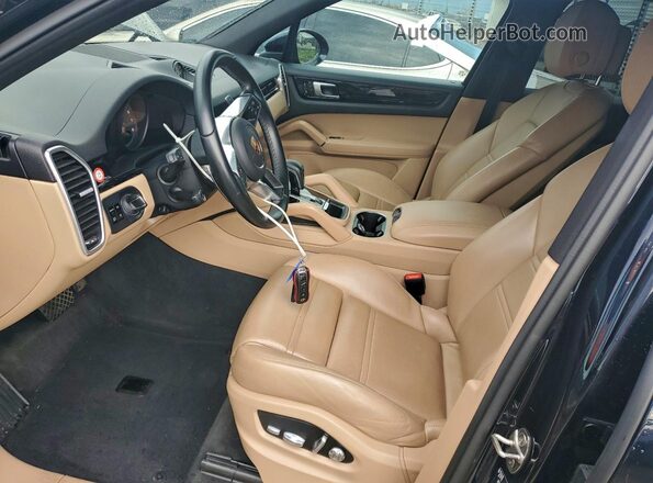 WP1AA2AY3MDA05157 2021 PORSCHE CAYENNE Blue Вид салону спереду
