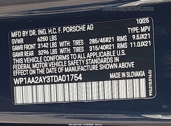 WP1AA2AY3TDA01754 2026 PORSCHE CAYENNE Blue Widok komory silnika