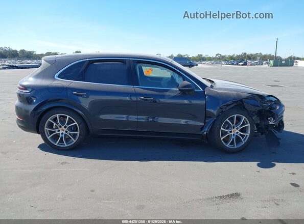 WP1AA2AY3TDA01754 2026 PORSCHE CAYENNE Blue Widok wnętrza z tyłu