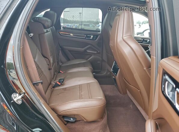 WP1AA2AY7PDA03996 2023 PORSCHE CAYENNE Черный Вид задней части салона