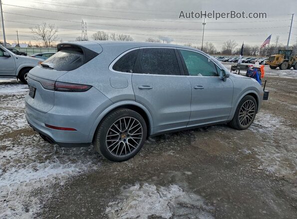 WP1AA2AY8LDA03158 2020 PORSCHE CAYENNE Серебряный Задняя правая четверть