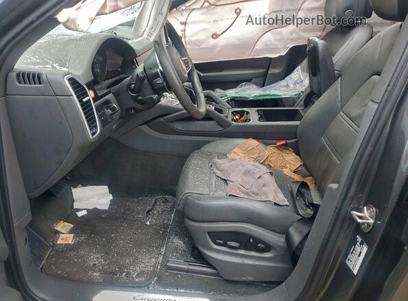 WP1AA2AY9PDA06933 2023 PORSCHE CAYENNE Серый Вид салона спереди