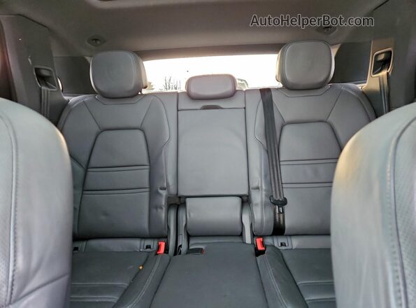 WP1AA2AYXNDA05268 2022 PORSCHE CAYENNE Белый Вид задних сидений