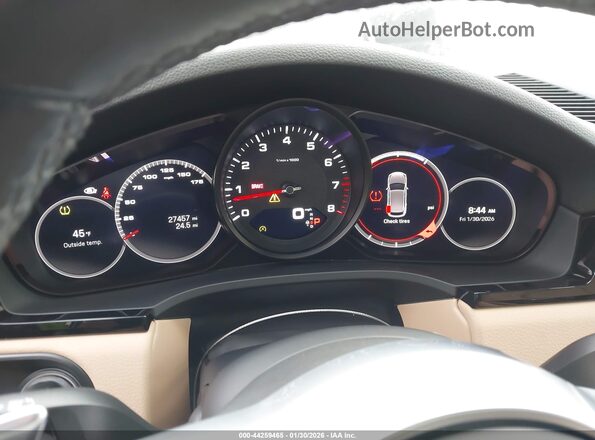 WP1AA2AYXPDA07590 2023 PORSCHE CAYENNE White Widok tylnych siedzeń