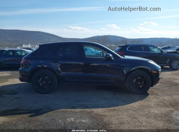 WP1AB2A50GLB55224 2016 PORSCHE MACAN Черный Вид задней части салона