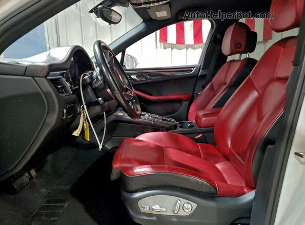 WP1AB2A52GLB57301 2016 PORSCHE MACAN Белый Вид салона спереди
