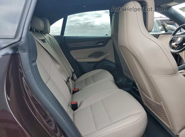 WP1AB2XA1SL153590 2025 PORSCHE MACAN Бордовый Вид задних сидений