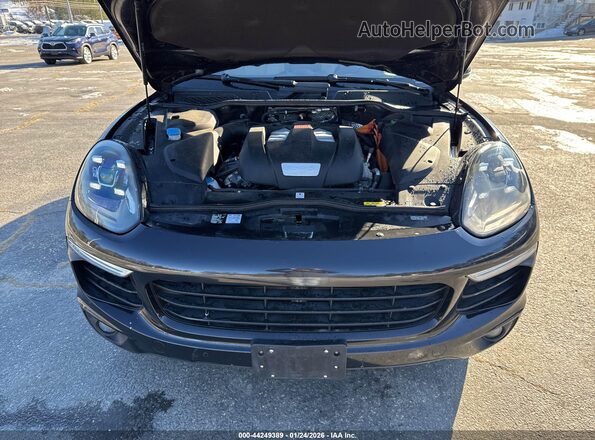 WP1AE2A23GLA64607 2016 PORSCHE CAYENNE Черный Вид сзади
