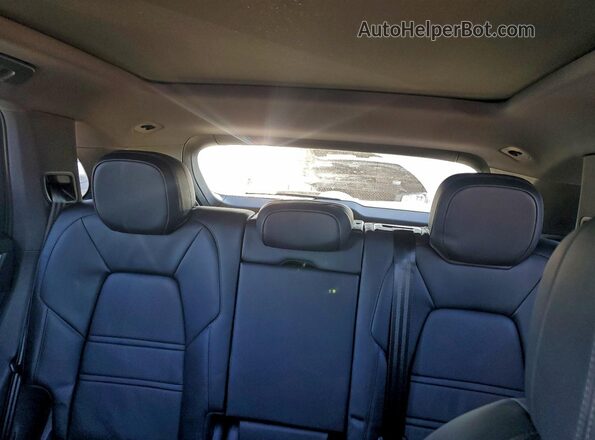 WP1AN2AY8SDA22182 2025 PORSCHE CAYENNE Черный Вид задних сидений