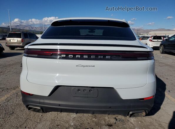 WP1BA2AY2RDA51834 2024 PORSCHE CAYENNE White უკანა ხედი