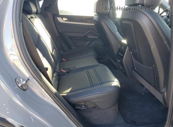 WP1BA2AY2SDA32240 2025 PORSCHE CAYENNE Серый Вид задних сидений