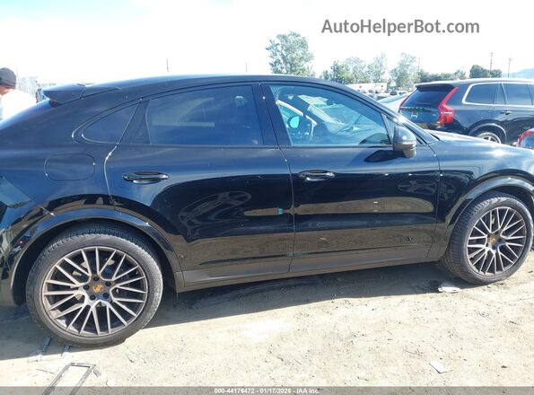 WP1BA2AY4MDA40469 2021 PORSCHE CAYENNE Black უკანა სალონის ხედი