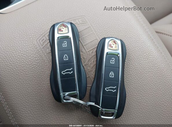 WP1BA2AY9MDA42248 2021 PORSCHE CAYENNE Серый Вид панели приборов
