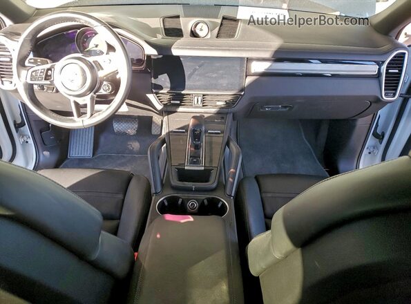 WP1BE2AYXPDA28500 2023 PORSCHE CAYENNE White Widok deski rozdzielczej