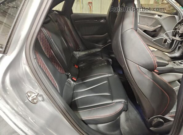 WUABWGFF4J1905321 2018 AUDI RS3 Gray Հետևի նստատեղերի տեսք