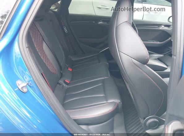 WUABWGFF7J1905717 2018 AUDI RS3 Синий Вид наклейки с VIN-кодом