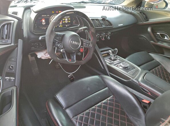 WUAKBAFX8H7905122 2017 AUDI R8 Black წინა პანელის ხედი