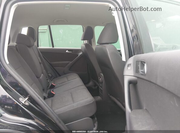 WVGAV7AX5HK044761 2017 VOLKSWAGEN TIGUAN Черный Вид наклейки с VIN-кодом