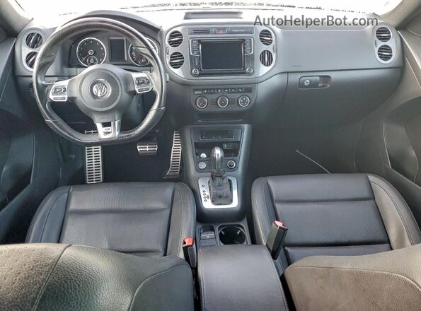 WVGAV7AX7GW090213 2016 VOLKSWAGEN TIGUAN Белый Вид панели приборов