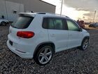 2016 Volkswagen Tiguan S Белый vin: WVGAV7AX7GW090213