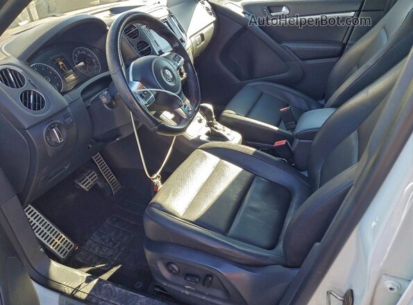 WVGAV7AX7GW090213 2016 VOLKSWAGEN TIGUAN Белый Вид салона спереди