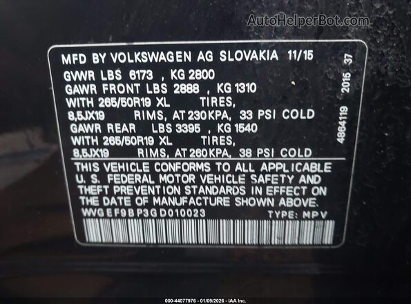WVGEF9BP3GD010023 2016 VOLKSWAGEN TOUAREG Черный Вид подкапотного пространства