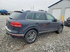 2016 Volkswagen Touareg Sport Черный vin: WVGEF9BP5GD001484