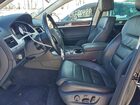 2016 Volkswagen Touareg Sport Черный vin: WVGEF9BP5GD001484