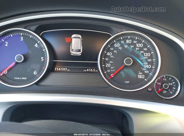WVGEP9BP0GD001048 2016 VOLKSWAGEN TOUAREG Серебряный Вид задних сидений