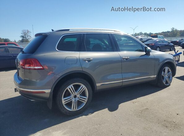 WVGEP9BP3GD001769 2016 VOLKSWAGEN TOUAREG Серый Задняя правая четверть