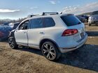 2017 Volkswagen Touareg Wolfsburg Белый vin: WVGRF7BP7HD003227