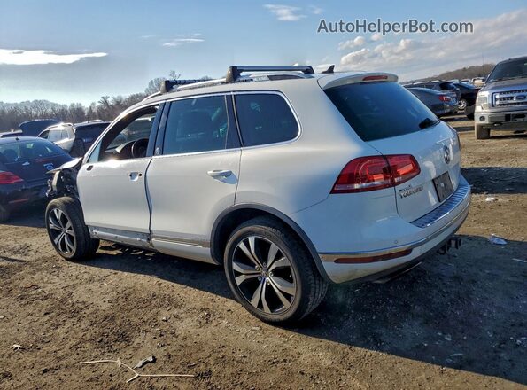 WVGRF7BP7HD003227 2017 VOLKSWAGEN TOUAREG Белый Задняя левая четверть